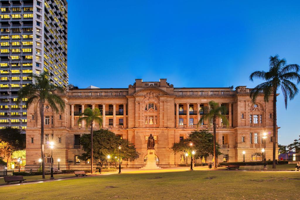 Treasury Brisbane Hotel Екстериор снимка